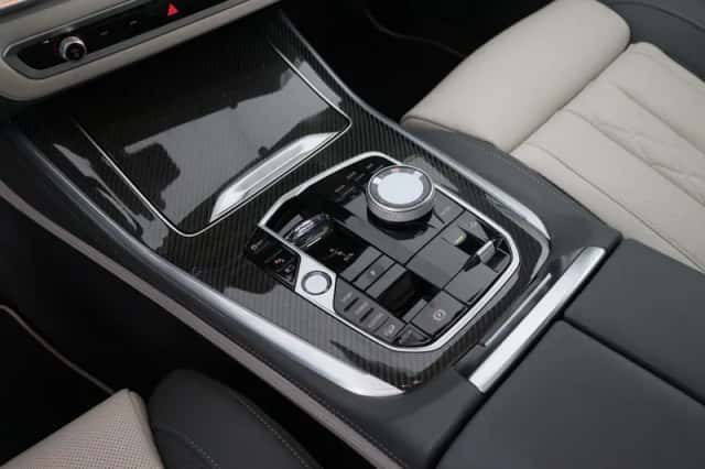 BMW X5 (2025) thumbnail 22