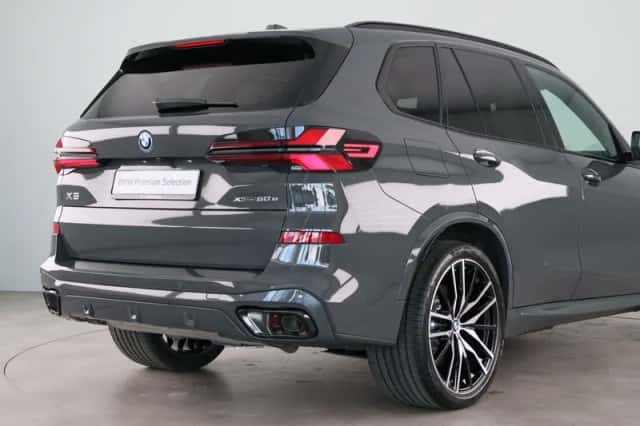 BMW X5 (2025) thumbnail 25