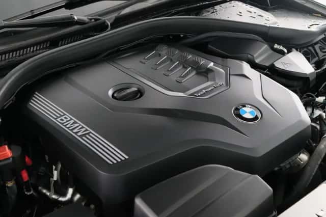 BMW 3-Serie (2023) thumbnail 4