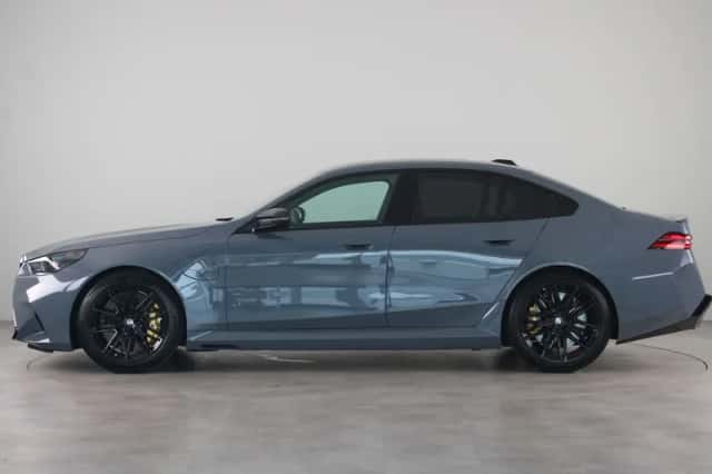 BMW M5 (2025) thumbnail 14