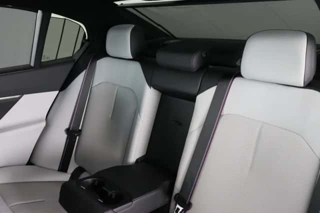 BMW M5 (2025) thumbnail 20