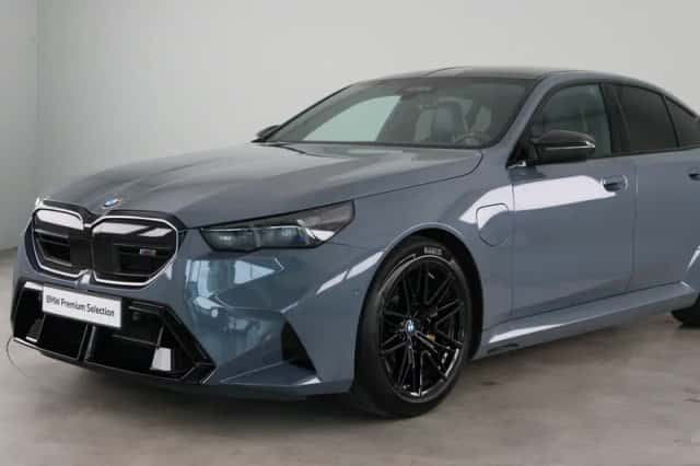 BMW M5 (2025) thumbnail 29