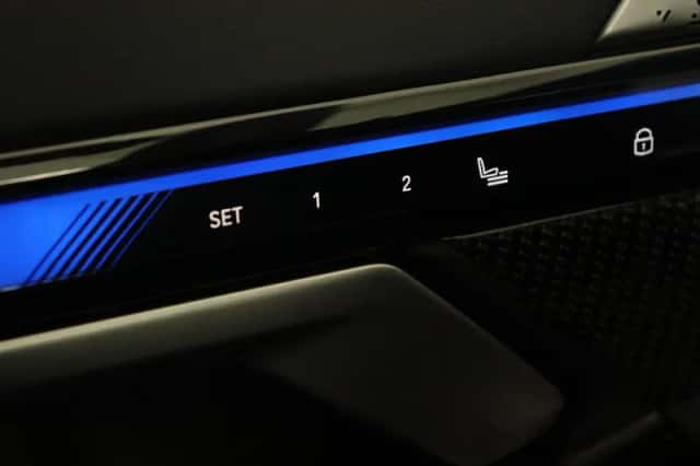 BMW M5 (2025) thumbnail 36