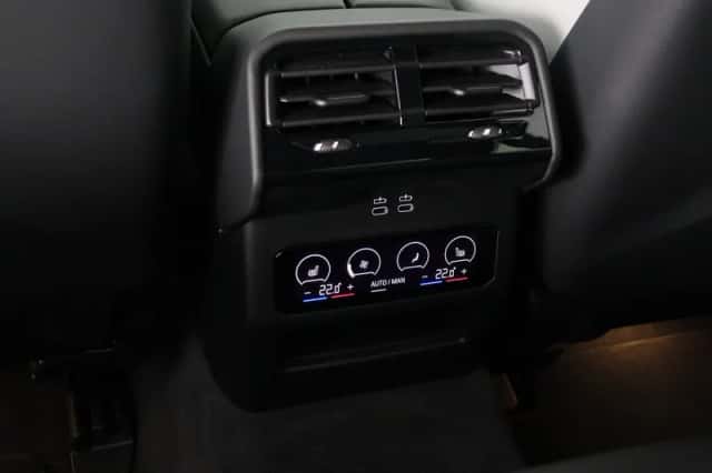 BMW M5 (2025) thumbnail 39