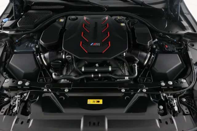 BMW M5 (2025) thumbnail 5