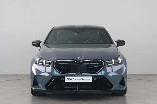 BMW M5 (2025) thumbnail 8