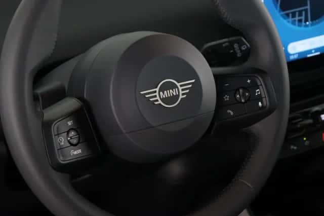 MINI Cooper (2026) thumbnail 17