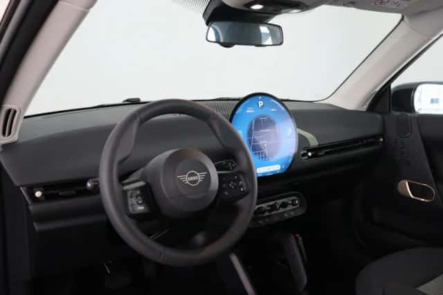 MINI Cooper (2026) thumbnail 18