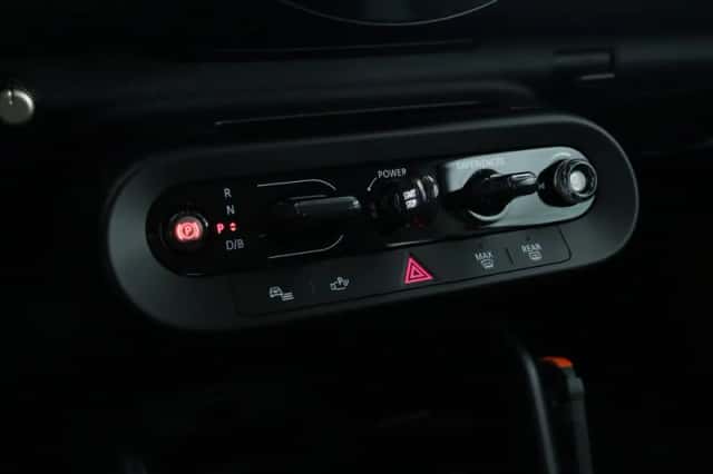 MINI Cooper (2026) thumbnail 9
