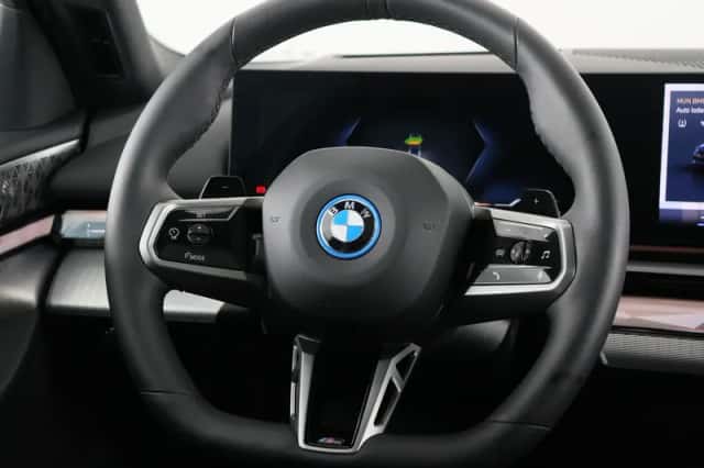 BMW 5-Serie (2025) thumbnail 2