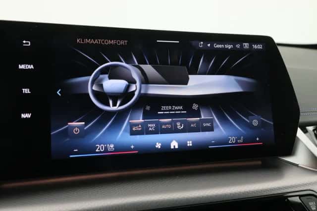 BMW X1 (2025) thumbnail 16