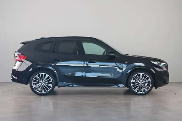 BMW X1 (2025) thumbnail 9