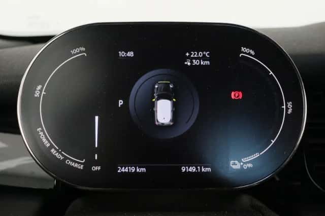 MINI Electric (2024) thumbnail 4