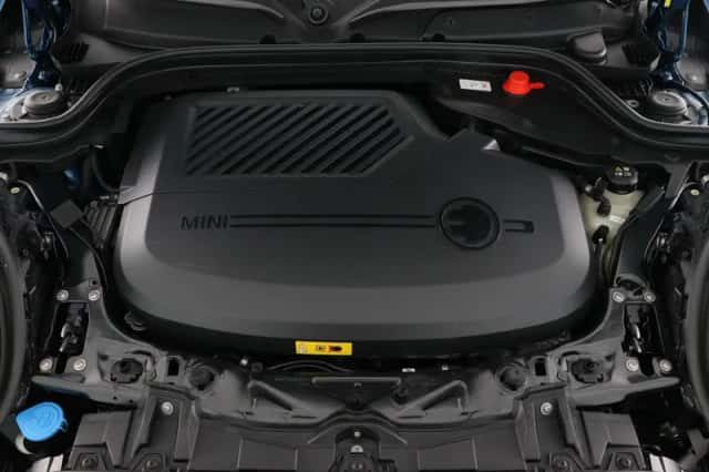MINI Electric (2024) thumbnail 5