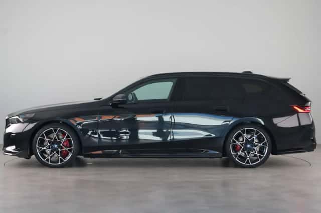 BMW i5 (2025) thumbnail 11