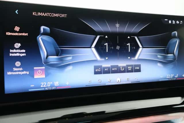 BMW i5 (2025) thumbnail 13
