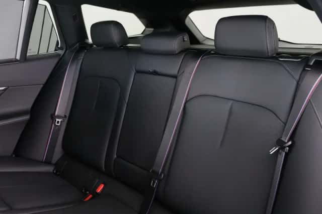 BMW i5 (2025) thumbnail 15
