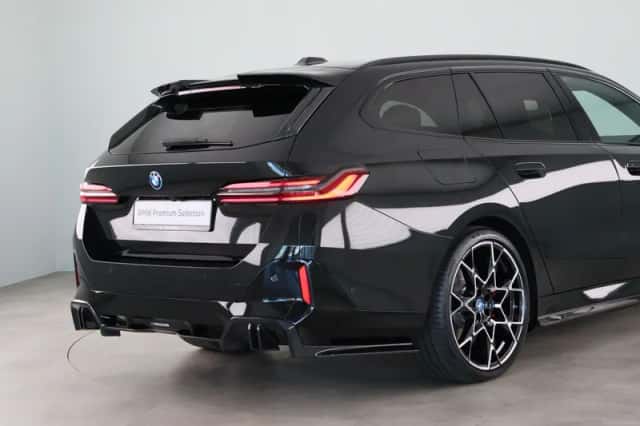 BMW i5 (2025) thumbnail 18