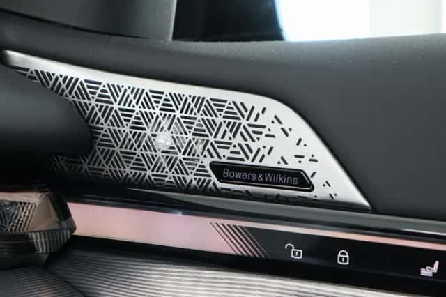 BMW i5 (2025) thumbnail 24