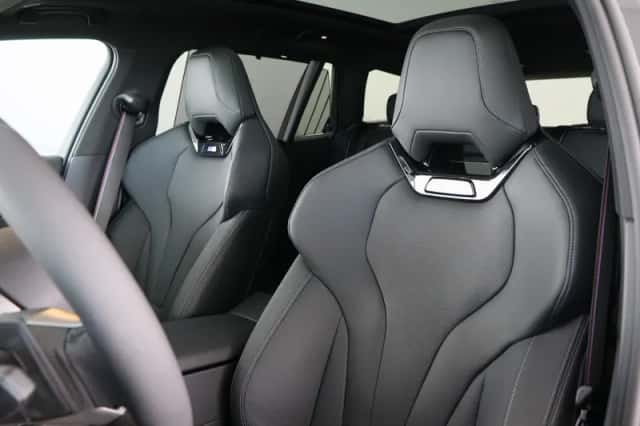 BMW i5 (2025) thumbnail 4