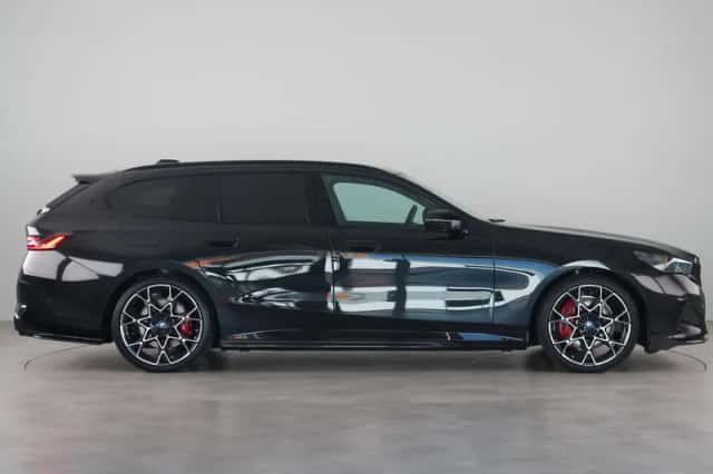 BMW i5 (2025) thumbnail 7