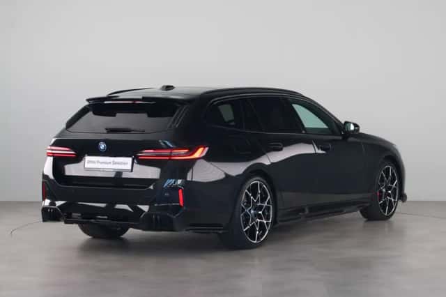 BMW i5 (2025) thumbnail 8