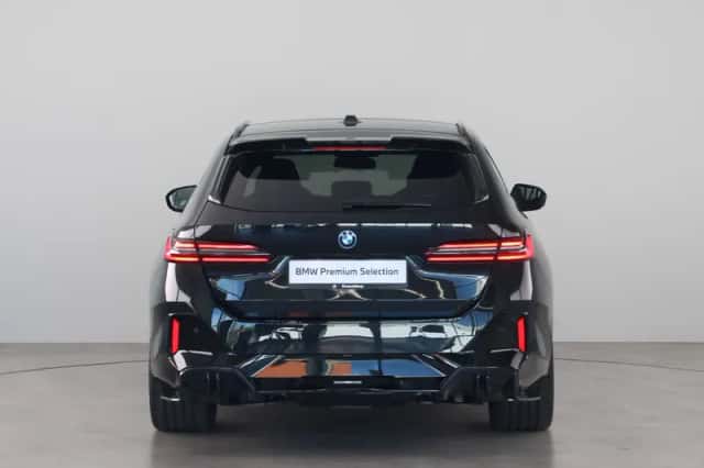 BMW i5 (2025) thumbnail 9