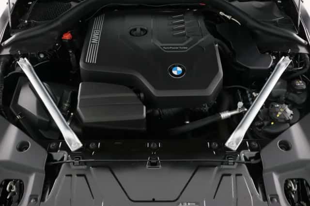 BMW Z4 (2025) thumbnail 4