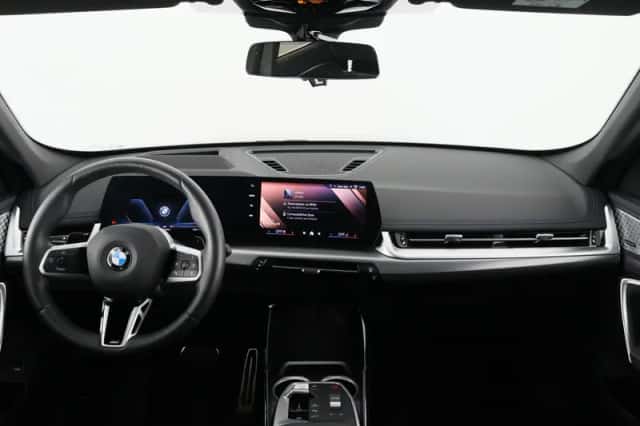 BMW X1 (2025) thumbnail 14