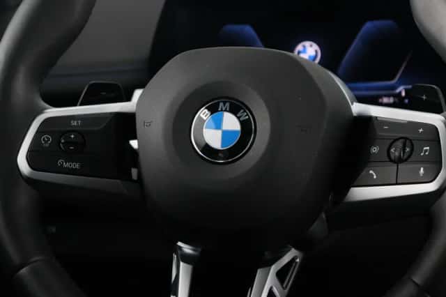 BMW X1 (2025) thumbnail 3