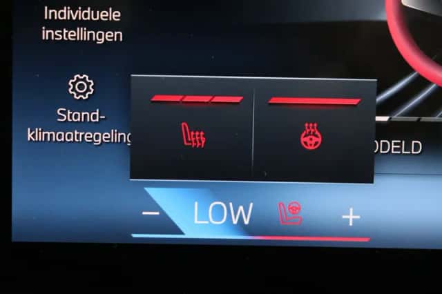 BMW X5 (2025) thumbnail 18