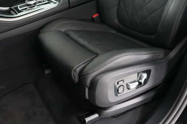 BMW X5 (2025) thumbnail 19