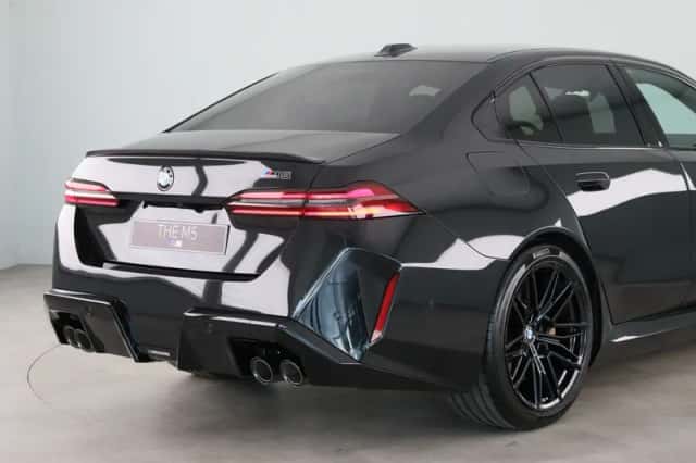 BMW M5 (2026) thumbnail 26