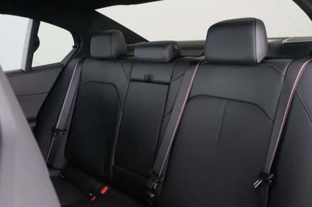 BMW M5 (2026) thumbnail 28