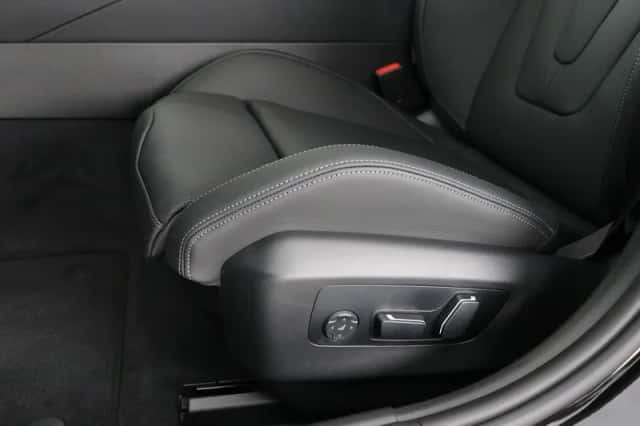 BMW M5 (2026) thumbnail 30