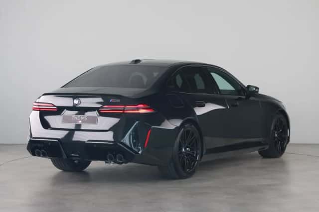 BMW M5 (2026) thumbnail 9