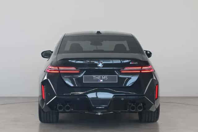BMW M5 (2026) thumbnail 10
