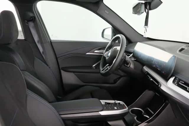 BMW X1 (2025) thumbnail 16