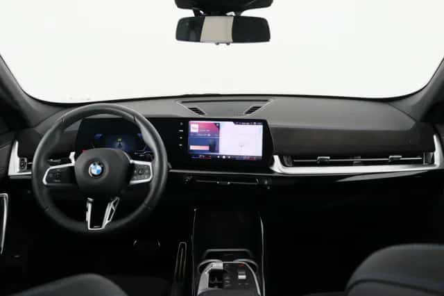 BMW X1 (2025) thumbnail 14