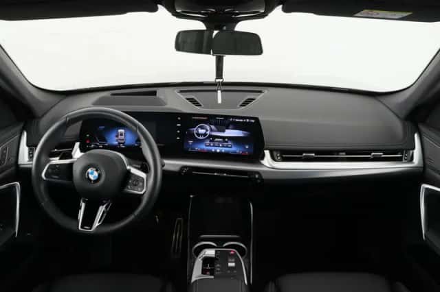 BMW X1 (2025) thumbnail 15
