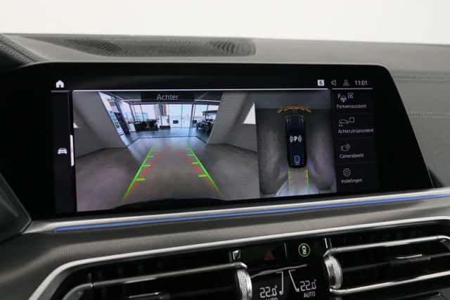 BMW X5 (2021) thumbnail 26