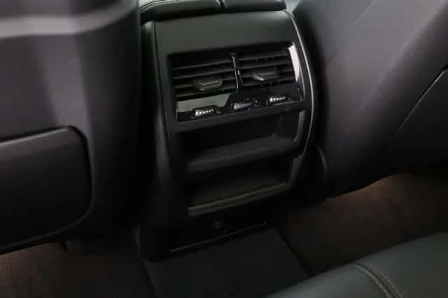 BMW X5 (2021) thumbnail 27