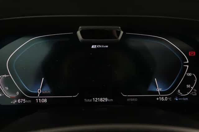 BMW X5 (2021) thumbnail 4