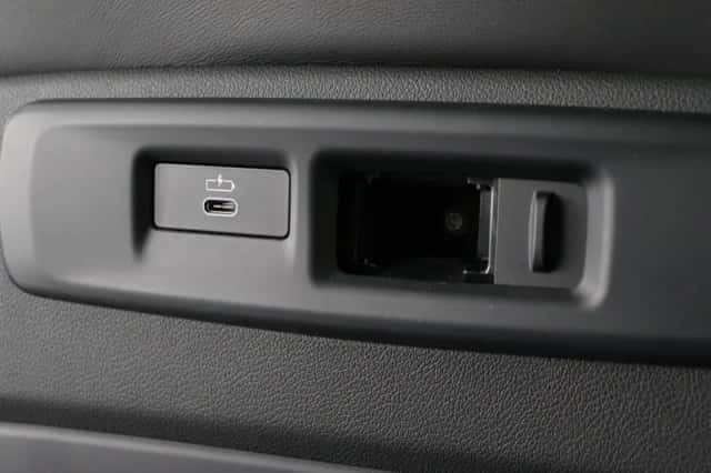 BMW X5 (2021) thumbnail 31