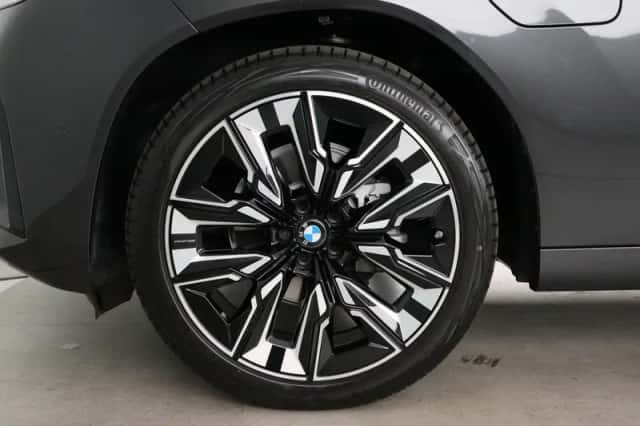 BMW X3 (2025) thumbnail 21