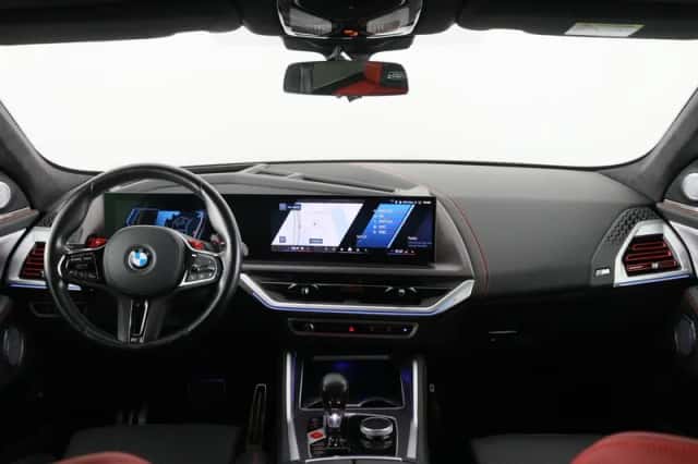 BMW XM (2023) thumbnail 16