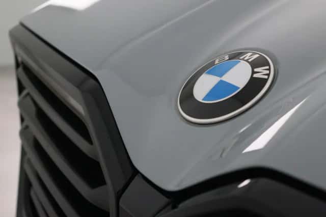 BMW XM (2023) thumbnail 30