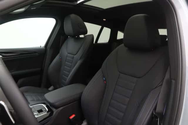 BMW X4 (2026) thumbnail 5