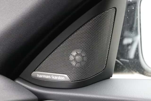 BMW i4 (2026) thumbnail 22