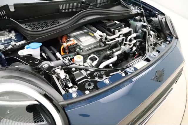 MINI Cooper (2026) thumbnail 4